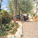 Garden Hotel