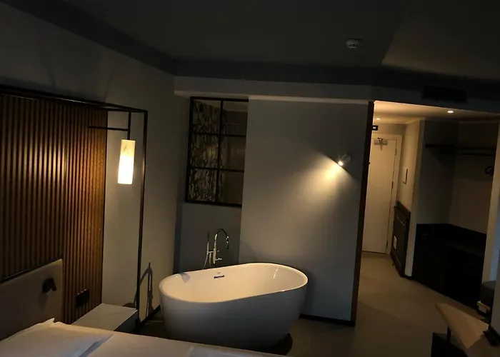 Garden Hotel 3*